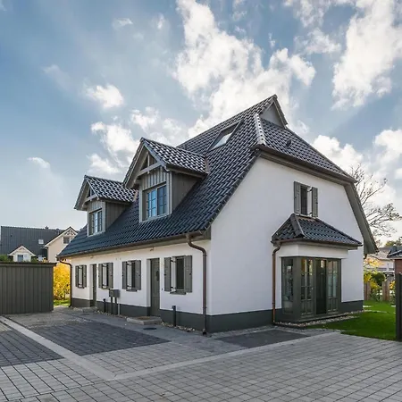 Ozeanblau 펜션 징스트